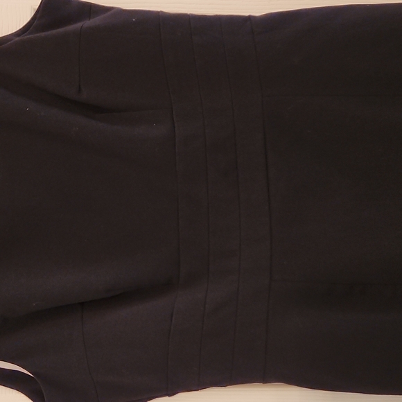 H&M The Perfect Little Black Dress - Picture 3 of 3